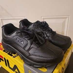 FILA Memory Workshift Womens Slip-Resistant Athletic Shoes